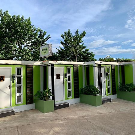 J & J Homestay Coron Exterior foto